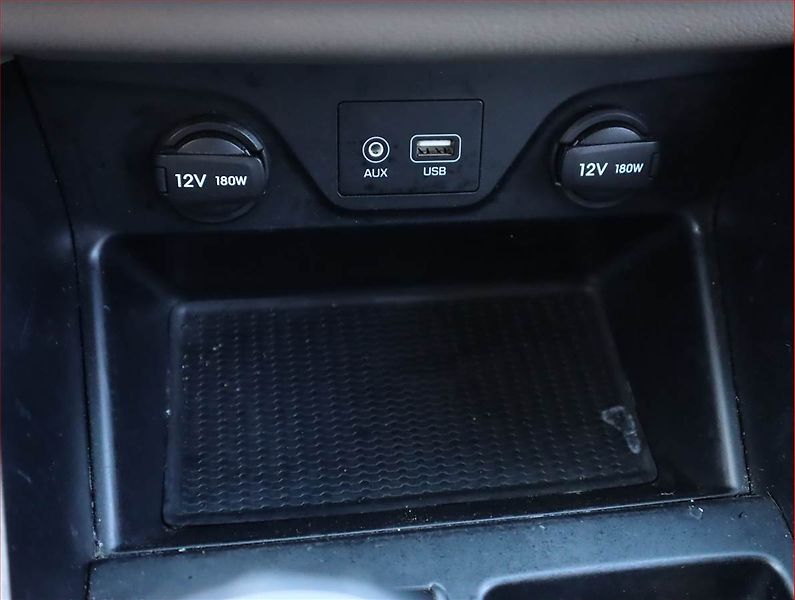 Hyundai Tucson (2016) 2.0 CRDi, 4X4, Automat, Kůže - fotka 18 z 20