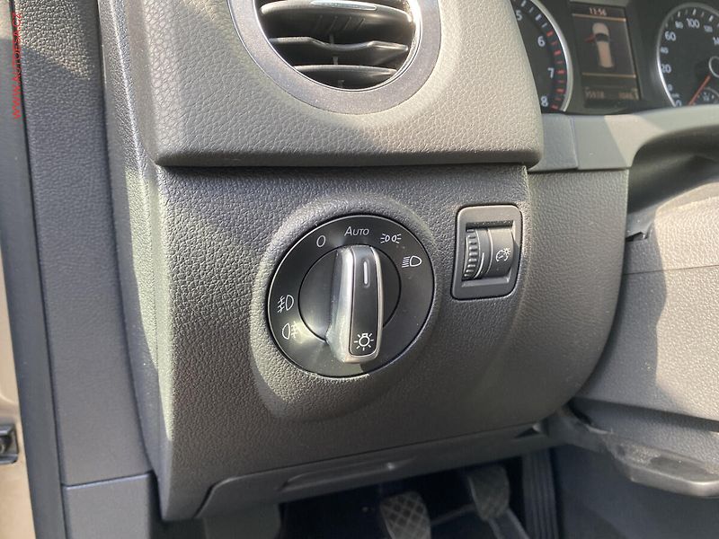 Volkswagen Tiguan (2013) 1.4 TSi, Sport, bixen, +kola - fotka 15 z 17