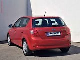 Kia Ceed (2010) 1.4 MPI, 1.maj,ČR, AC - náhled 6