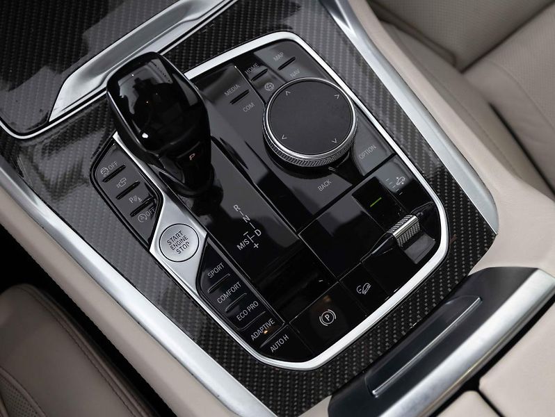 BMW X6 xDrive30d - fotka 15 z 24
