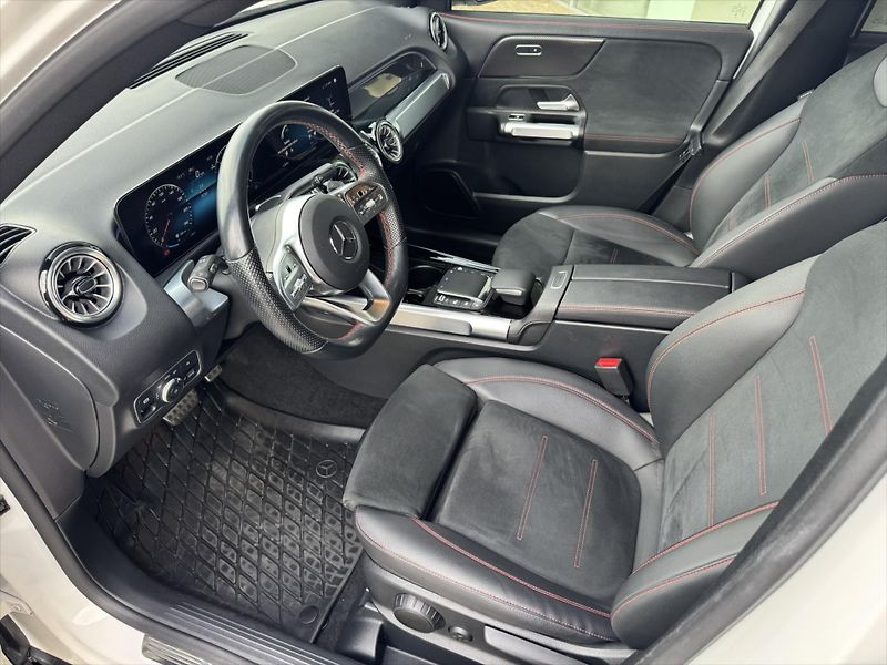 Mercedes-Benz GLB 200d 4MATIC AMG paket - fotka 6 z 33