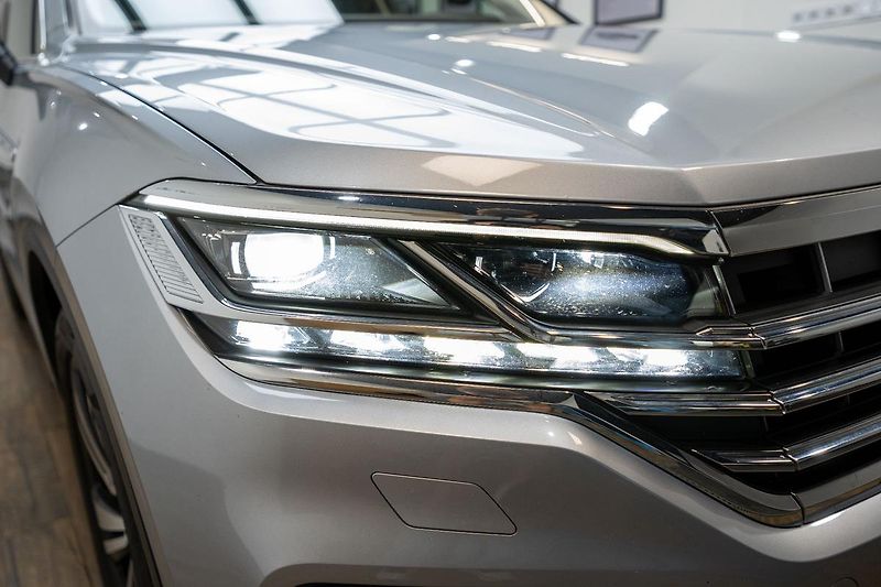 Volkswagen Touareg 3.0 TDI 210 kW 4Motion - fotka 32 z 38