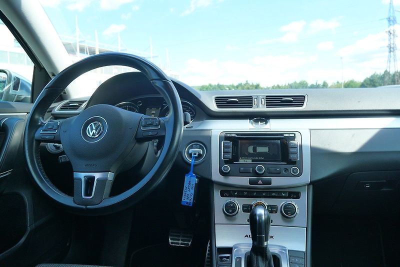 Volkswagen Passat - fotka 6 z 6