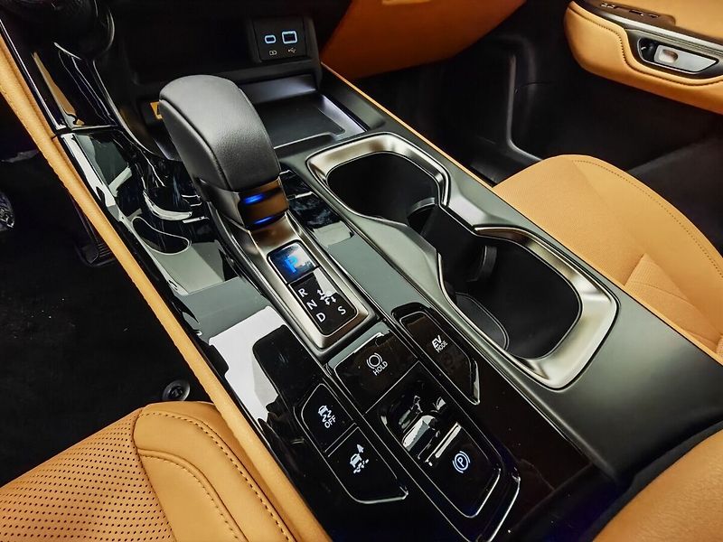 Lexus NX 350h 350h PRESTIGE - fotka 43 z 46