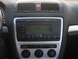 Škoda Octavia (2008) RS 2.0 TDI, Xenony, Tempomat - náhled 12