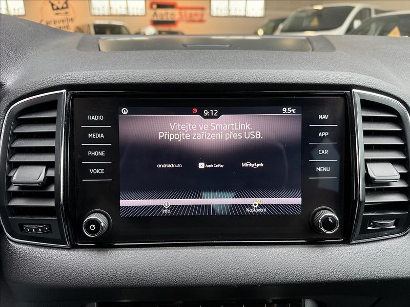 Škoda Karoq 1,6 TDI Ambition+ po servisu! - fotka 16 z 34