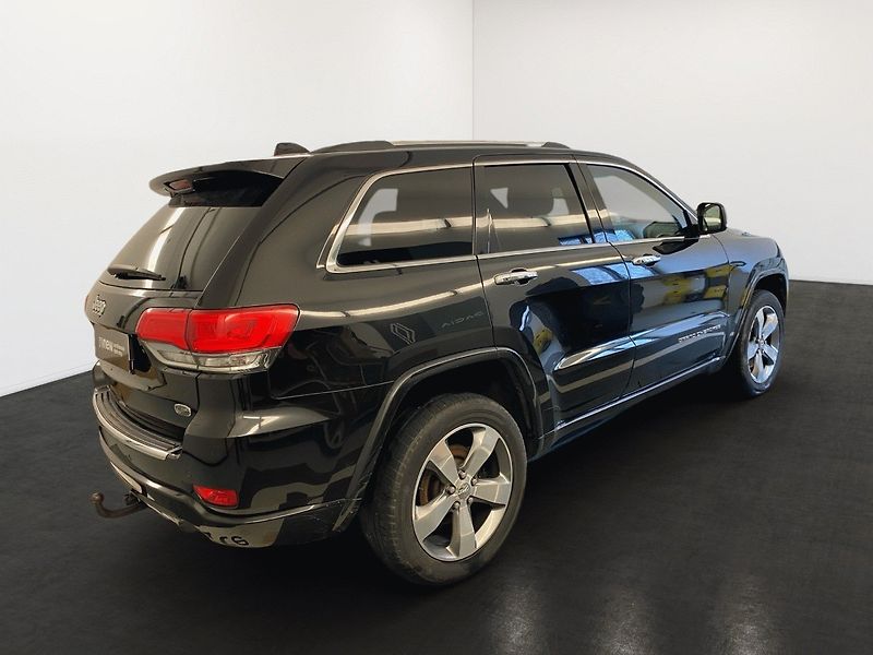 Jeep Grand Cherokee (2016) 3.0CRD 184kw, OVERLAND, ČR - fotka 3 z 20
