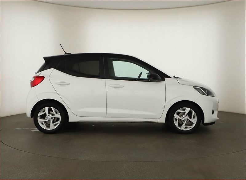 Hyundai i10 (2021) 1.0, ČR,1.maj, Tempomat - fotka 6 z 13