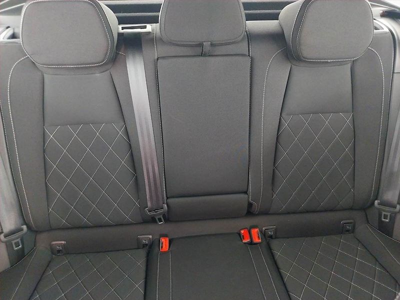 Škoda Karoq (2020) Sportline 1.5 TSI - fotka 10 z 24