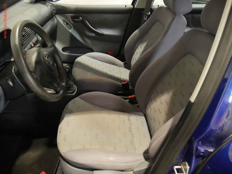Seat Leon (2001) 1.6, ČR, TZ, ČR - fotka 9 z 15