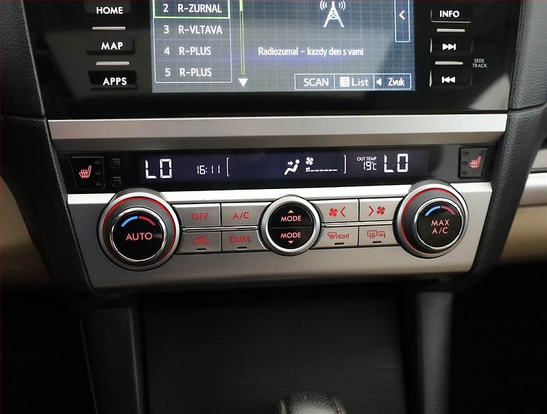 Subaru Outback (2016) 2.5 i, 4X4, Automat, ČR,1.maj - fotka 13 z 21