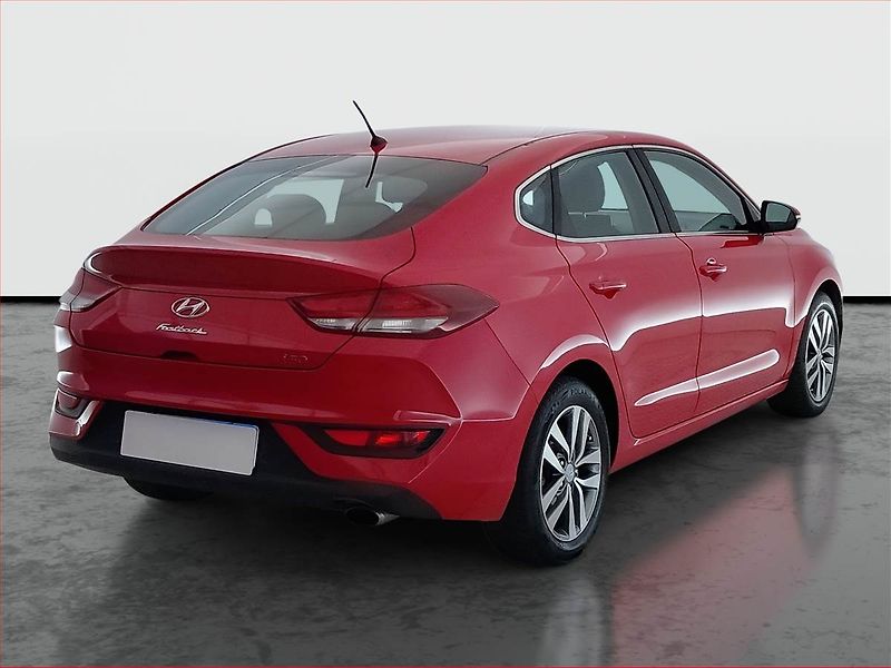 Hyundai i30 (2018) 1.4 T-GDI, Serv.kniha - fotka 5 z 18