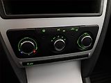 Škoda Octavia (2010) Ambiente 1.2 TSI, Serv.kniha - náhled 13