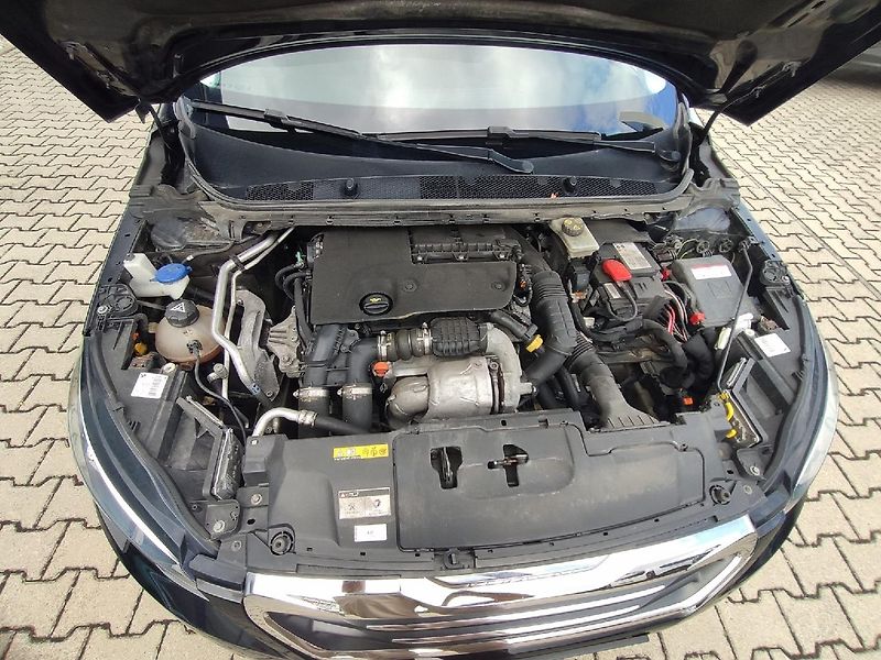 Peugeot 308 (2016) SW ALLURE 1.6 HDI AUT6 zimáky - fotka 27 z 27