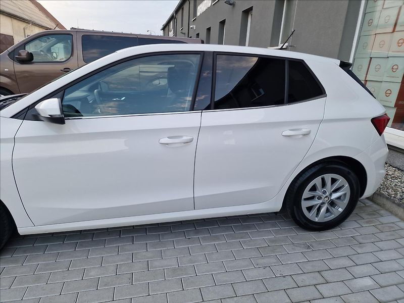 Škoda Fabia 1.0 TSI 81kw Style,ČR,1.Maj. - fotka 44 z 50
