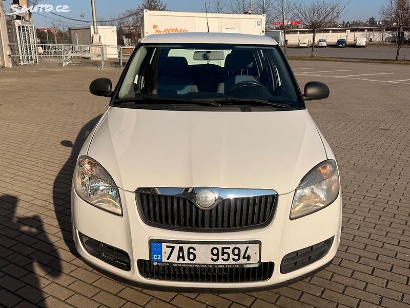 Škoda Fabia (2007) 1.4i 16v, 63kw Původ ČR - fotka 8 z 19
