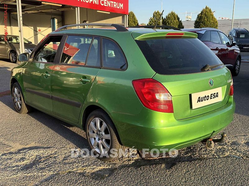 Škoda Fabia (2012) 1.2 12V, tažné, STK 3/28 - fotka 2 z 3