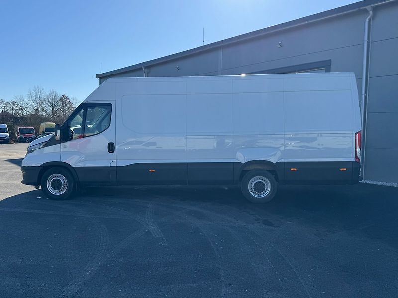 Iveco Daily (2022) 35S160 2.3 115 Kw - fotka 7 z 20