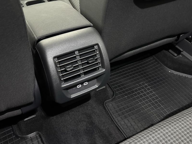 Volkswagen Caddy (2026) MPV Maxi - fotka 30 z 38