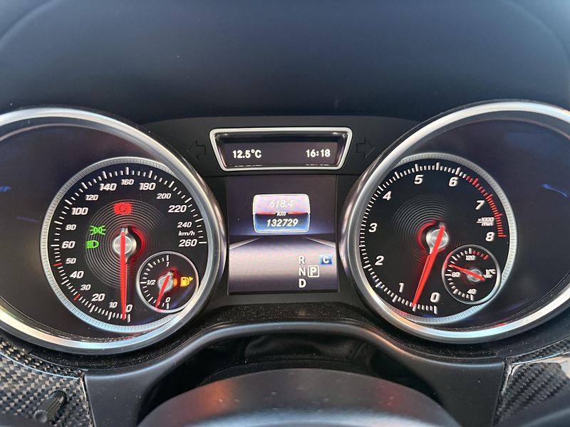 Mercedes-Benz GLS (2016) GLS 500 4Matic Designo  - fotka 11 z 22