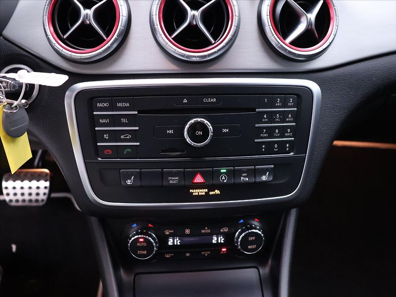 Mercedes-Benz CLA 2,0 250 160kW 4M AMG Sport SB - fotka 28 z 39