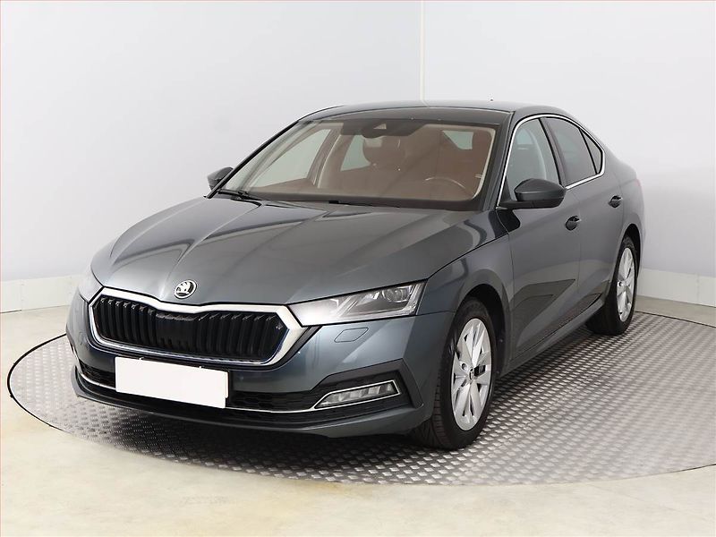 Škoda Octavia (2020) 2.0 TDI, Automat, Serv.kniha - fotka 2 z 20
