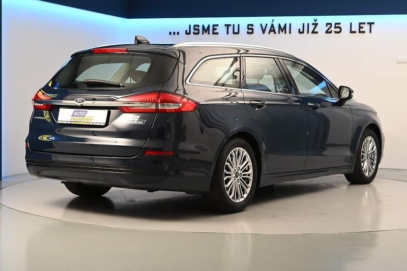 Ford Mondeo (2022) 2.0 LED SONY ACC Tažné 8AT ECO - fotka 5 z 38