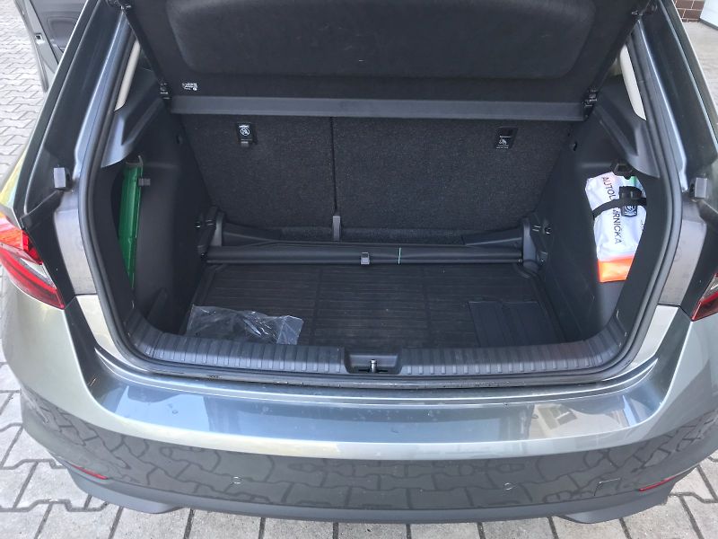Škoda Fabia (2025) TOP SELECTION 1,0 TSI - fotka 25 z 26