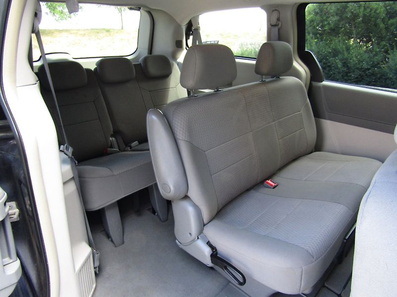 Chrysler Voyager (2007) 3.3 V6 128kW LPG 90L - fotka 22 z 35