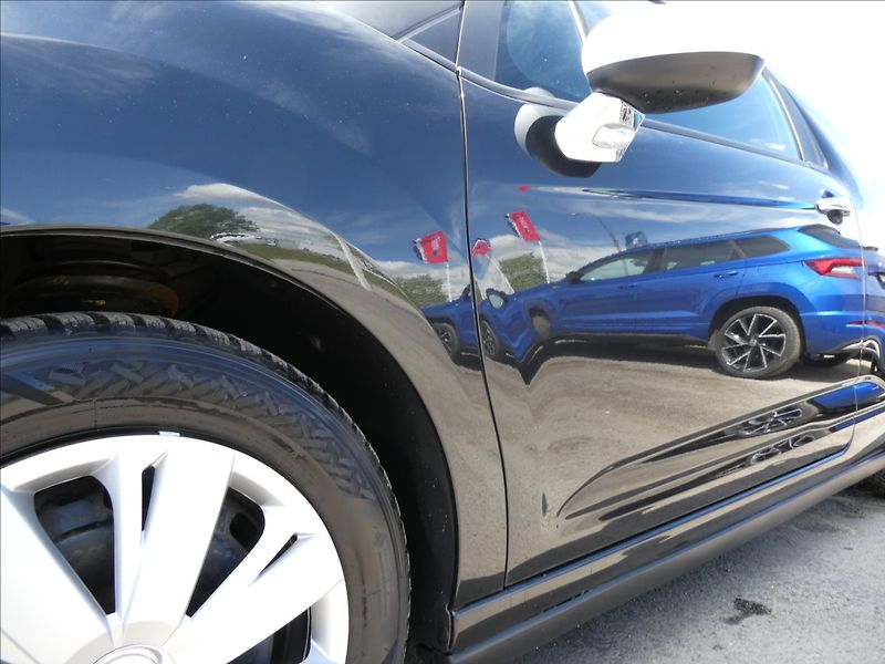 Citroën DS3 1,6 i 16V digi.klima, serviska - fotka 16 z 45