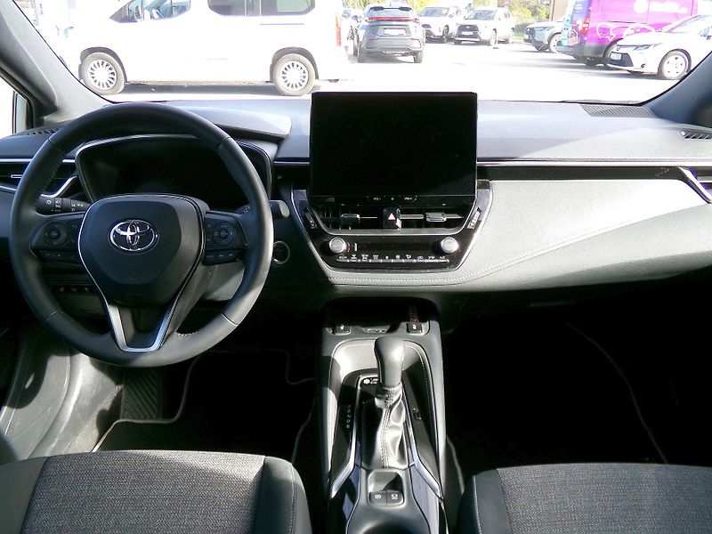 Toyota Corolla (2026) TS STYLE 1,8 HEV AT - fotka 5 z 14