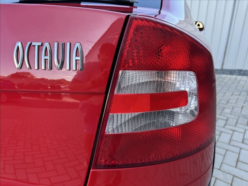 Škoda Octavia 1,6 MPi 75kW tažné původ ČR - fotka 16 z 50