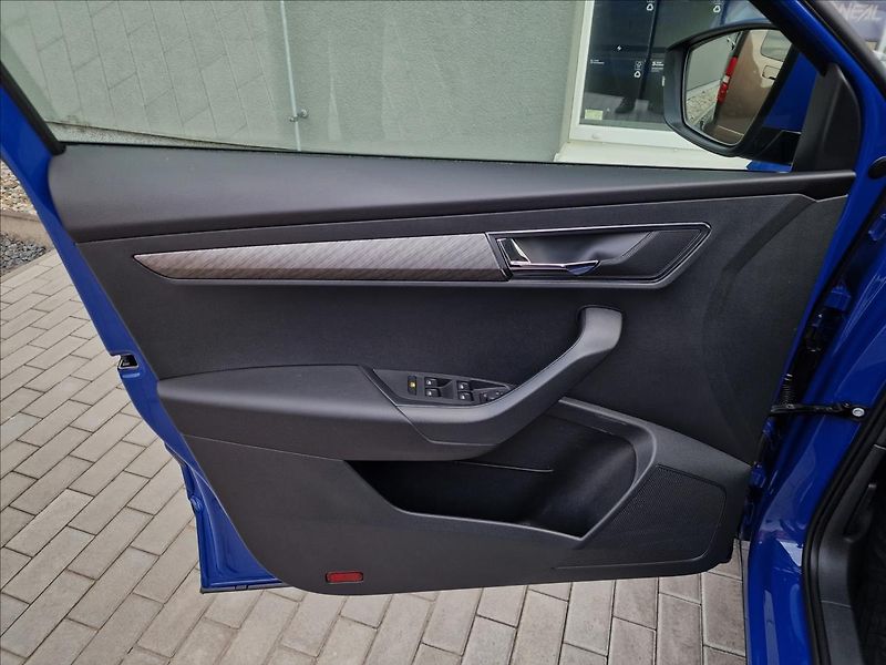 Škoda Karoq 2.0TDI 110kW 4x4 DSG Style,ČR - fotka 37 z 50