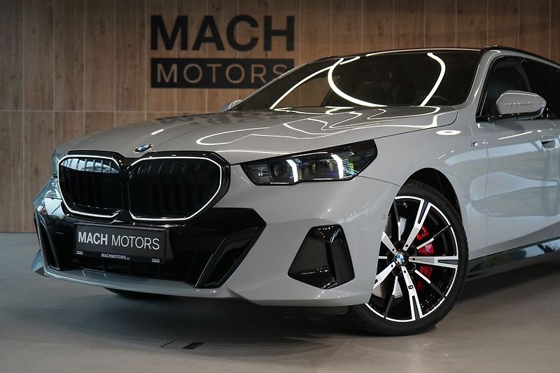 BMW Řada 5 540d xDrive, M Pro, Ventilace - fotka 2 z 46