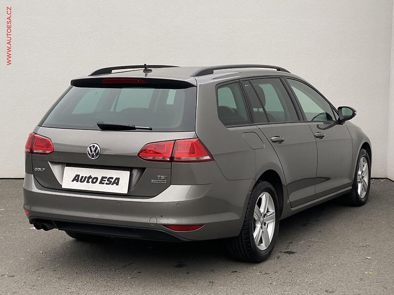 Volkswagen Golf (2014) 1.4 TSi, Comfortline, navi - fotka 4 z 19