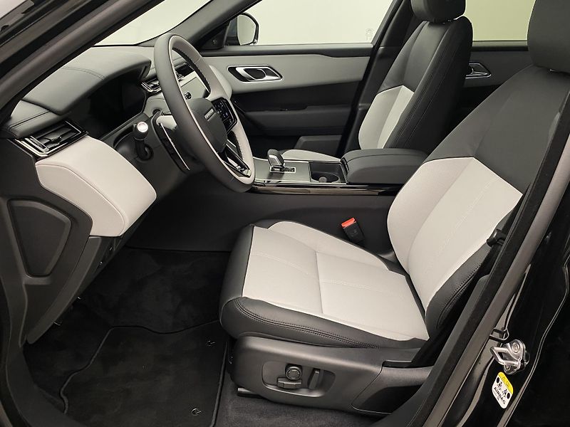 Land Rover Range Rover Velar D300 Dynamic SE REZERVACE - fotka 3 z 61