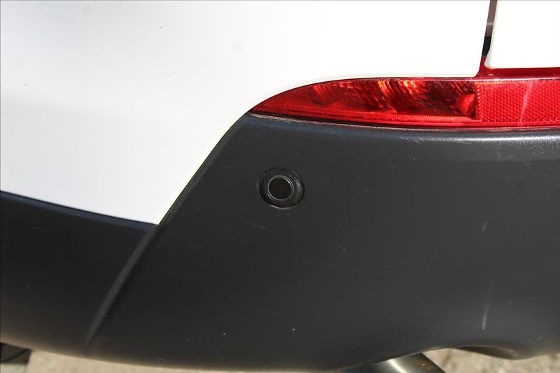 Land Rover Discovery Sport 2,0 TD4  NOVÉ V ČR,A/T,4x4 - fotka 27 z 30