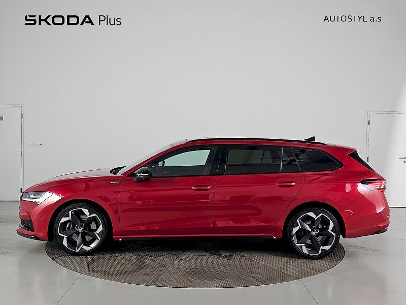 Škoda Superb (2025) 2.0TSi 195kW 4X4 SPORTLINE PAN - fotka 3 z 35