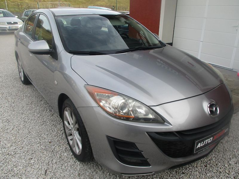 Mazda 3 1.6i KLIMA TAŽNÉ +SADA KOL - fotka 1 z 32