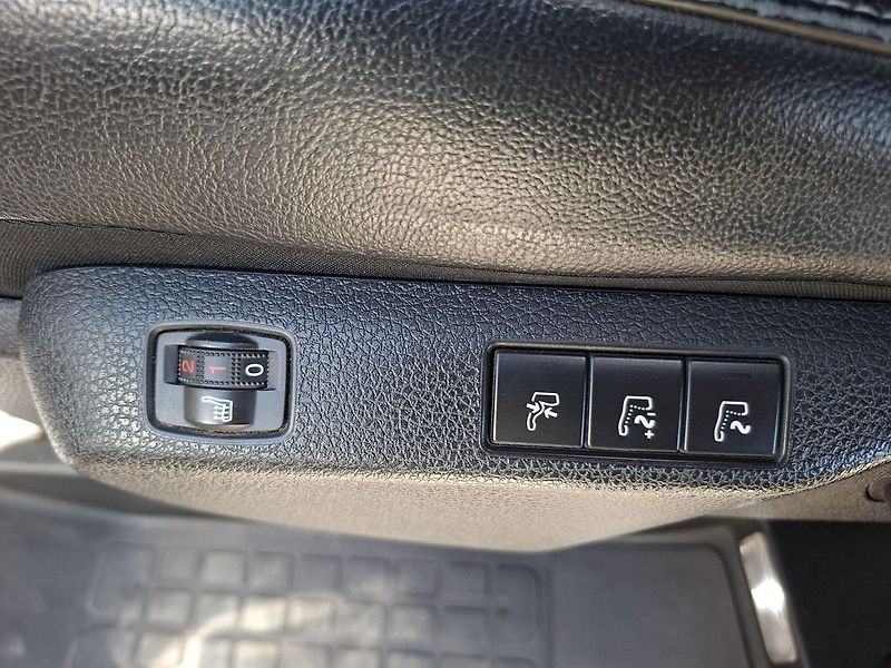 Peugeot Traveller 2,0 BHDI 150k 8M - fotka 27 z 27