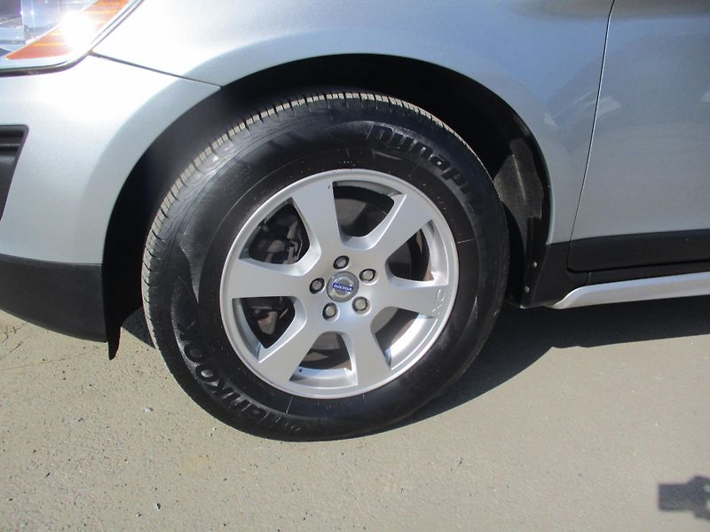 Volvo XC60 2.4 D5*136kW*AWD*197TKM*6MAN.P - fotka 20 z 48