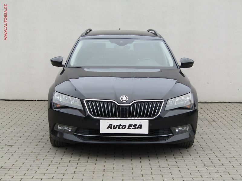 Škoda Superb (2018) 2.0 TDi 4x4, Ambition, DSG - fotka 2 z 18