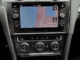 Volkswagen Golf 1,0 TSI,navi,digiklima,acc,alu - náhled 23
