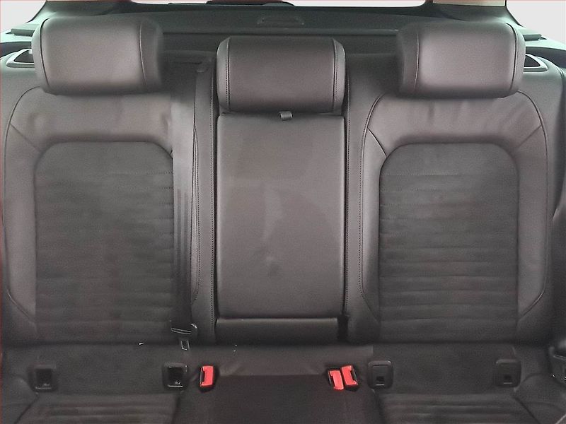 Volkswagen Passat (2016) 2.0 BiTDI, 4X4, Automat, Kůže - fotka 10 z 23