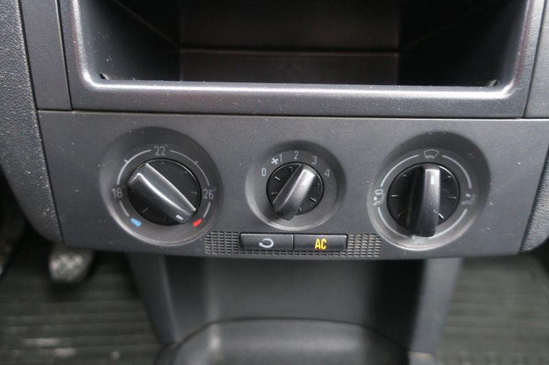 Škoda Fabia (2005) 1,2 47 kW Klima ČR - fotka 11 z 30