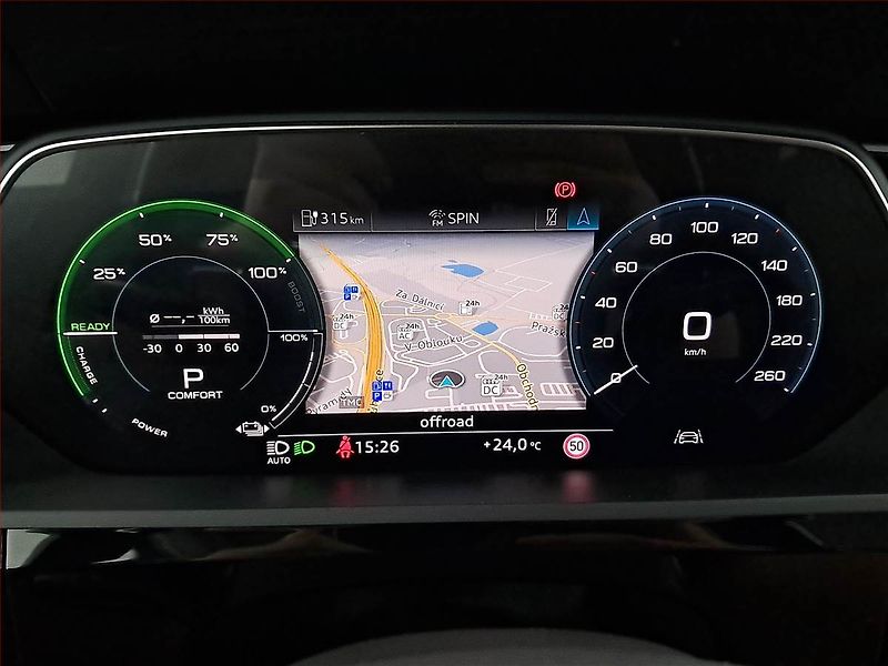 Audi e-tron (2019) 55 quattro, SoH 100% - fotka 7 z 20