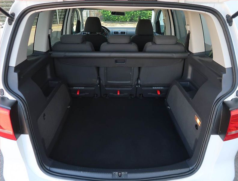Dacia Logan (2017) 1.0 SCe, ČR,1.maj - fotka 13 z 14