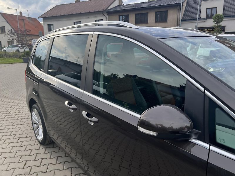 Seat Alhambra (2014) 2,0TDi DSG Style MAX VÝBAVA!!! - fotka 24 z 77