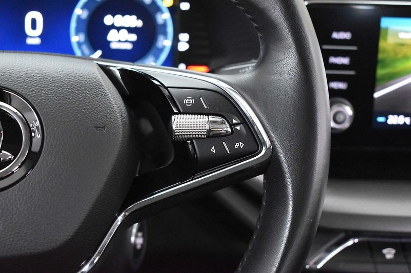 Škoda Octavia 2.0TDI 110kW AMBITION+*ČR 1.M* - fotka 18 z 37