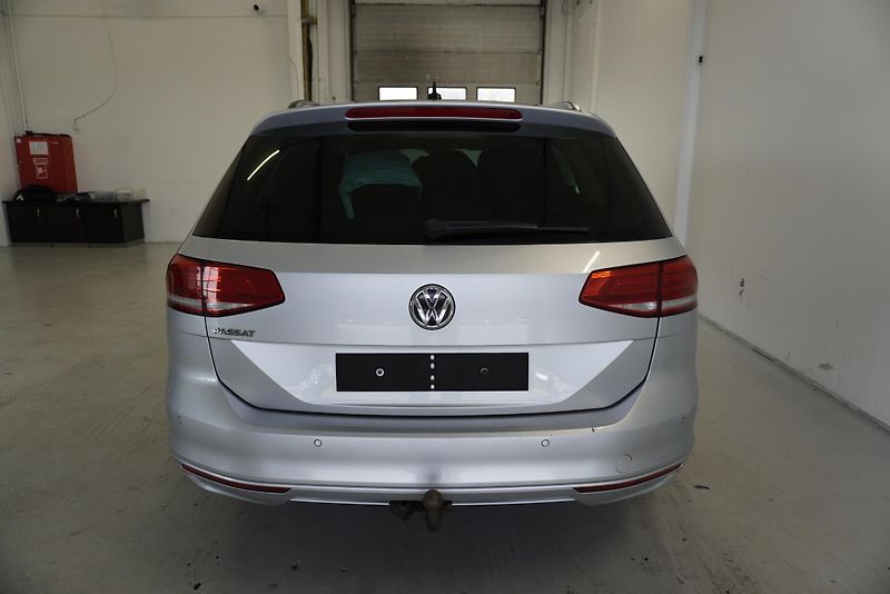 Volkswagen Passat (2019) PASSAT  1,5 TSI FACELIFT AUT. - fotka 6 z 30